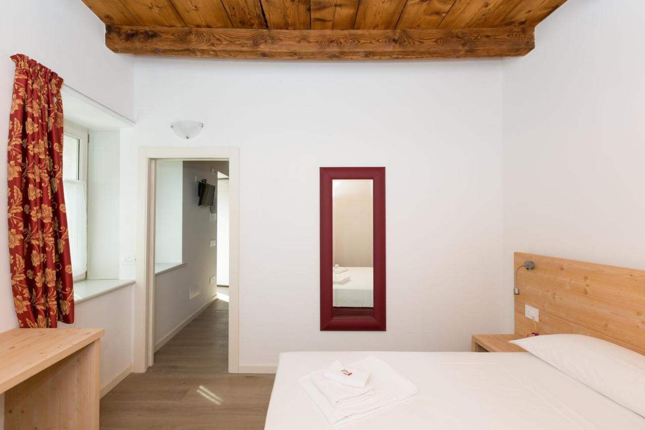 Colle Ameno Room And Breakfast Роверето Экстерьер фото